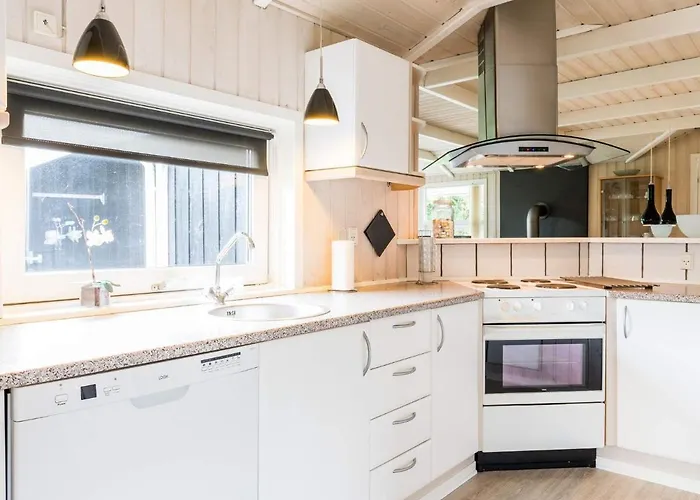 Secluded Cozy Cottage-by Traum *